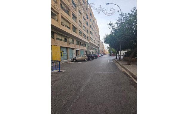 Herverkoop - Reclame - Alicante - Raval Roig-Virgen del Socorro