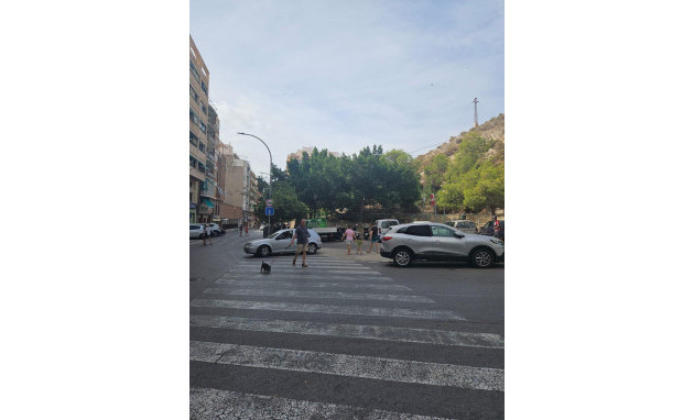 Herverkoop - Reclame - Alicante - Raval Roig-Virgen del Socorro