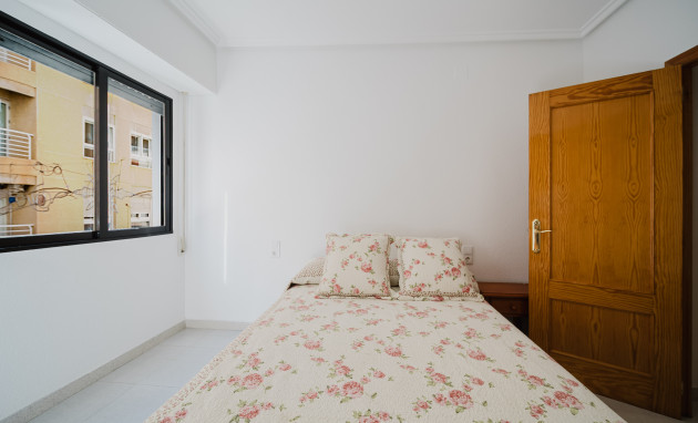 Herverkoop - Apartment - Torrevieja - La Mata