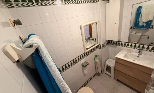 Revente - Apartment - Torrevieja - Los Europeos