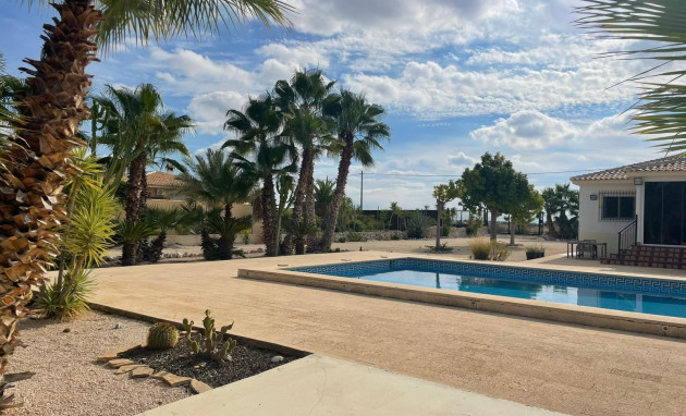 Herverkoop - Finca / Country Property - Abanilla