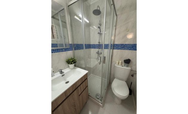 Herverkoop - Bungalow - Gelijkvloers - Torrevieja - El limonar