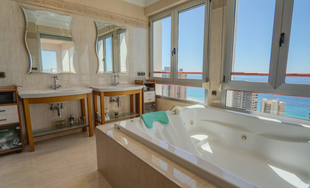 Herverkoop - Apartment - Benidorm - Benidorm - City