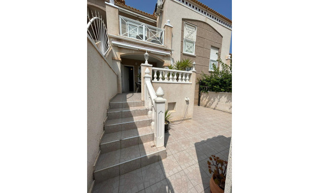 Herverkoop - Bungalow - Gelijkvloers - Torrevieja - Torreblanca