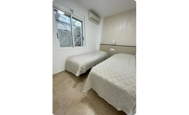 Herverkoop - Bungalow - Gelijkvloers - Torrevieja - Torreblanca