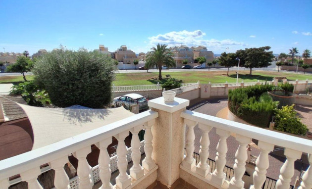 Herverkoop - duplex - Torrevieja - El limonar