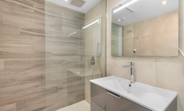 Herverkoop - Bungalow - Gelijkvloers - Torrevieja - Los Balcones - Los Altos del Edén