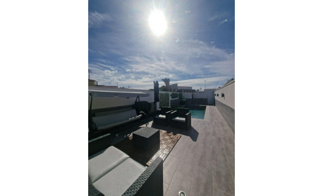 Herverkoop - Villa - Torrevieja - Torreta florida