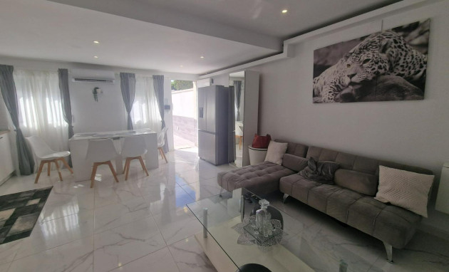 Herverkoop - Villa - Torrevieja - Torreta florida