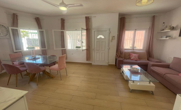 Reventa - Villa - Playa Flamenca