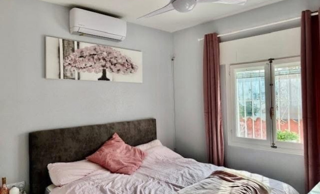 Reventa - Villa - Playa Flamenca