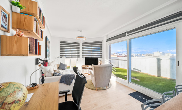 Herverkoop - Apartment - Penthouse - Torrevieja - La Mata