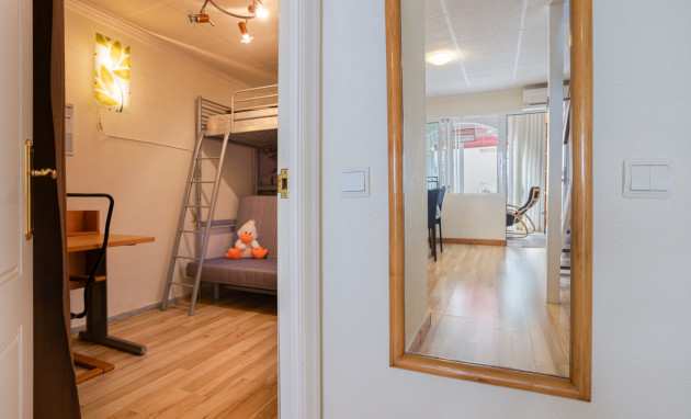 Herverkoop - Terraced house / Townhouse - Torrevieja - La siesta