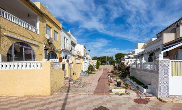 Herverkoop - Terraced house / Townhouse - Torrevieja - La siesta