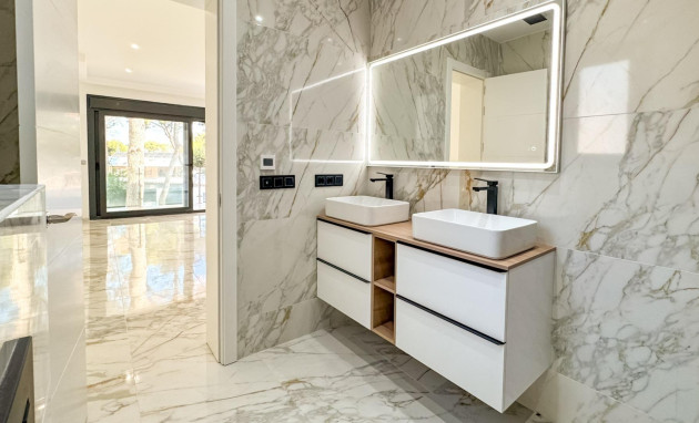 Revente - Villa - Torrevieja - Los balcones