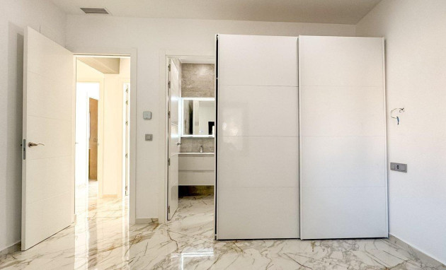 Revente - Villa - Torrevieja - Los balcones