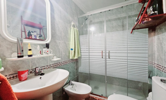 Herverkoop - Apartment - Torrevieja - Centro