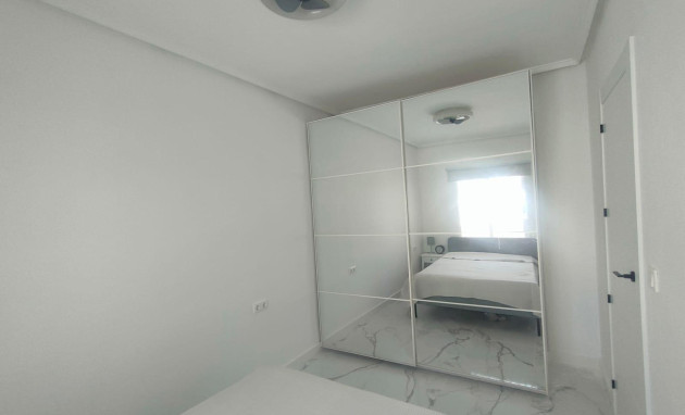 Herverkoop - Apartment - Torrevieja - Los Frutales