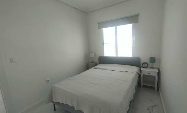 Herverkoop - Apartment - Torrevieja - Los Frutales