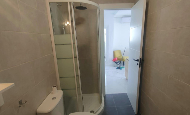 Herverkoop - Apartment - Torrevieja - Los Frutales