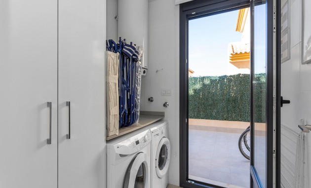 Herverkoop - Villa - Torrevieja - Sector 25