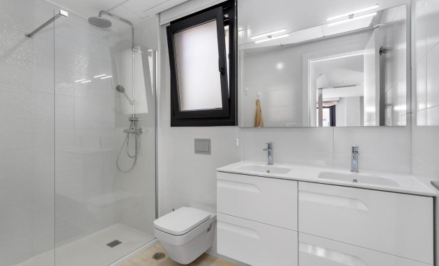 Herverkoop - Villa - Torrevieja - Sector 25