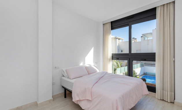 Herverkoop - Villa - Torrevieja - Sector 25