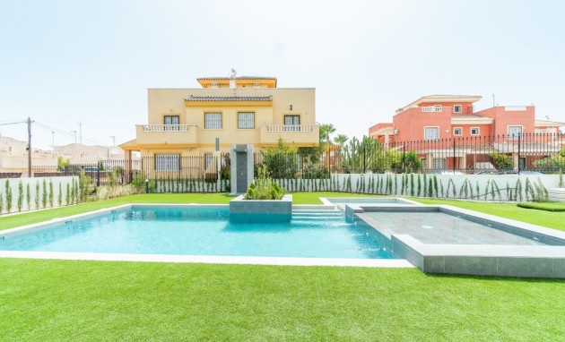 Nieuwbouw - Bungalow - Gelijkvloers - Torrevieja - Los balcones