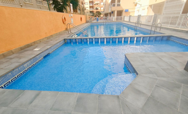 Herverkoop - Apartment - Torrevieja - Acequion