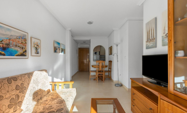 Herverkoop - Apartment - Torrevieja - Estacion de autobuses