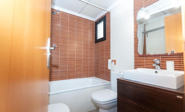 Herverkoop - Apartment - La Mata - La Mata - Town