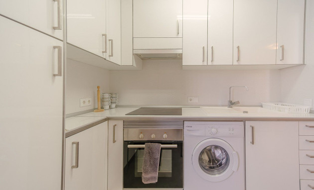 Herverkoop - Apartment - Torrevieja - Playa del cura