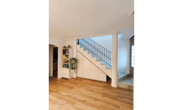 Herverkoop - Villa - Guardamar del Segura - Urb el raso