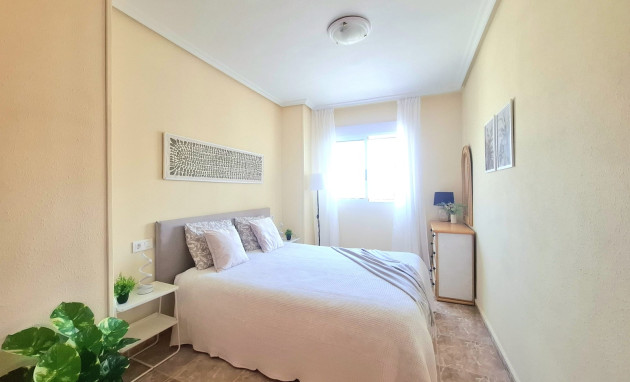 Herverkoop - Apartment - Torrevieja - Centro