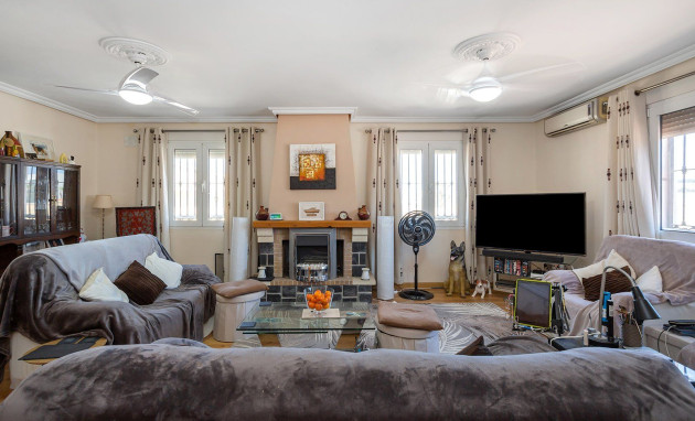 Revente - Villa - Torrevieja - Los balcones