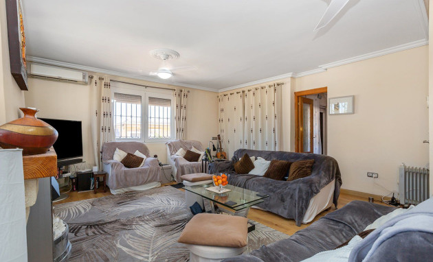 Revente - Villa - Torrevieja - Los balcones