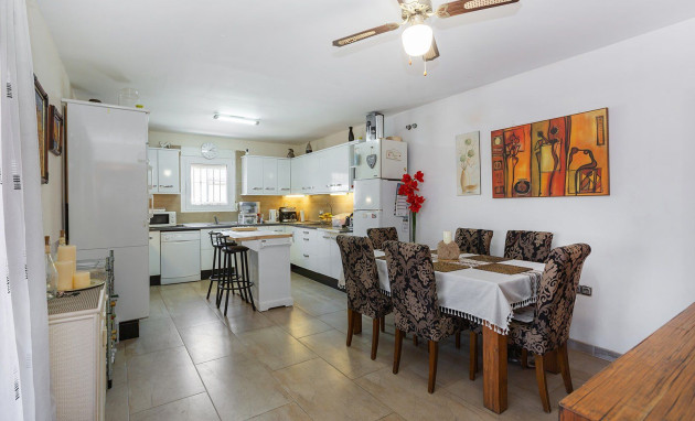 Revente - Villa - Torrevieja - Los balcones