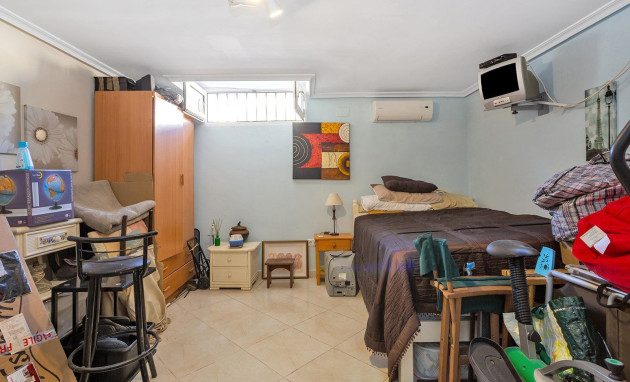 Revente - Villa - Torrevieja - Los balcones