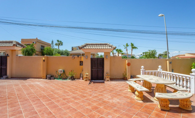 Revente - Villa - Torrevieja - Los balcones