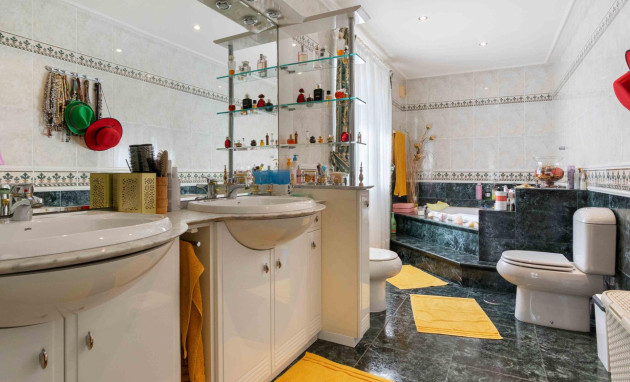 Herverkoop - Detached Villa - Orihuela Costa - Cabo Roig