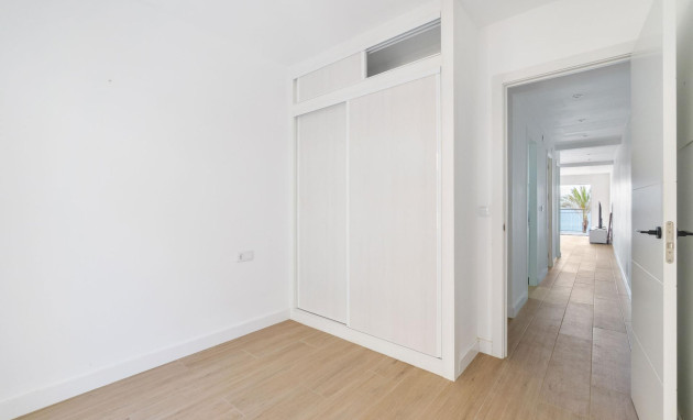 Herverkoop - Apartment - Torrevieja - Playa Del Cura