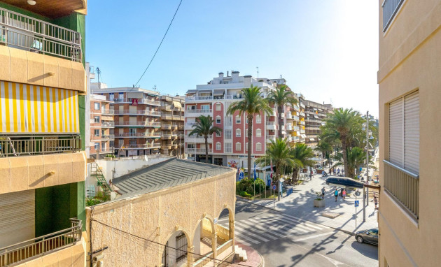 Herverkoop - Apartment - Torrevieja - Playa Del Cura