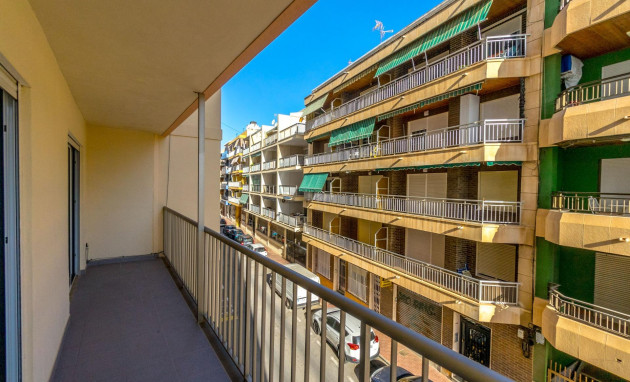 Herverkoop - Apartment - Torrevieja - Playa Del Cura