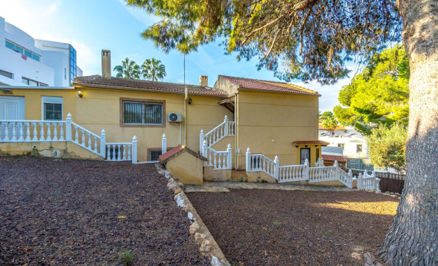 Herverkoop - Detached Villa - Torrevieja - Los Balcones