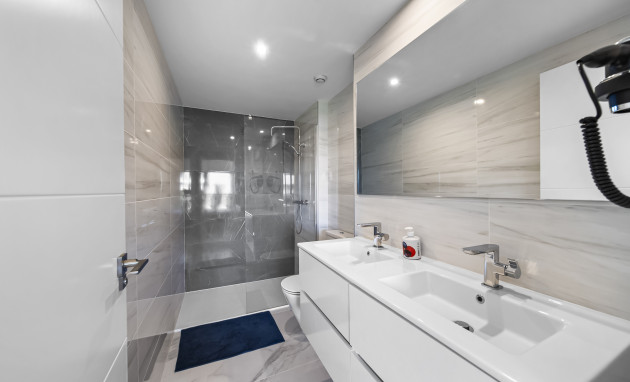 Herverkoop - Apartment - Torrevieja - Punta prima