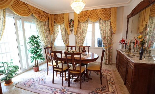 Herverkoop - Villa - Orihuela Costa - Villamartín-Las Filipinas