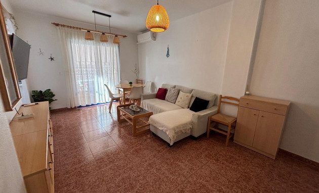 Herverkoop - Apartment - Torrevieja - Centro