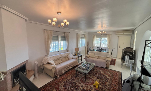 Herverkoop - Detached House / Villa - Ciudad Quesada - La Fiesta