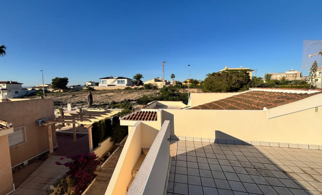 Herverkoop - Detached House / Villa - Ciudad Quesada - La Fiesta