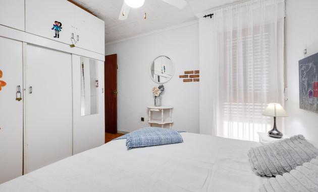 Herverkoop - Bungalow - Gelijkvloers - Torrevieja - La Mata